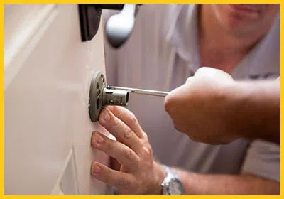 Expert Locksmith Store New Rochelle, NY 914-402-7256 Expert Locksmith Store New Rochelle, NY 914-402-7256 - 23-13